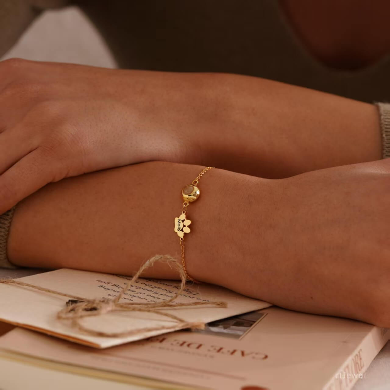 Personalized Paw Name Projection  Bracelet